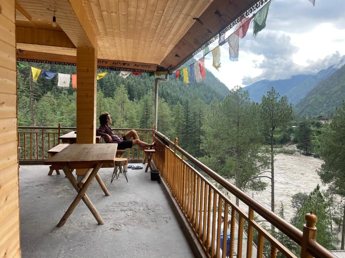 Highland Spirit Hotel Kasol Exterior foto