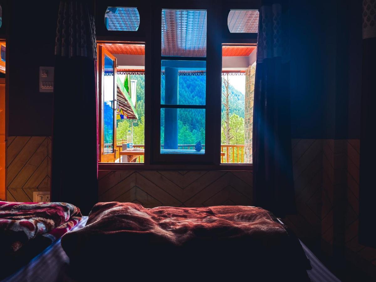 Highland Spirit Hotel Kasol Exterior foto